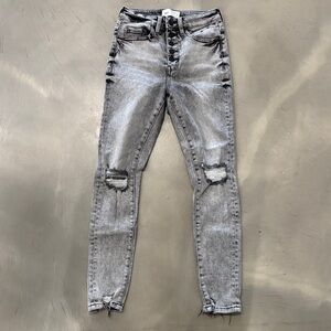 BKE Distressed Gray Skinny Jeans